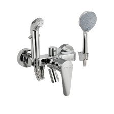 Смеситель для ванны однорычажный FABIA 9605 с поворотным изливом-аэратором, гигиенической и душевой лейкой, хром