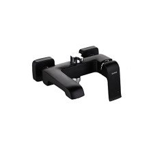 Смеситель для ванны однорычажный GAPPO Aventador G3250 черный-хром, короткий излив