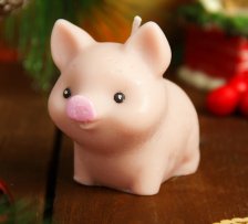 Свеча Новогодняя "Хрюшка" бежевая 6х6,3см 3664353