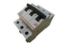 Выключатель автоматический Legrand 3р 20А TX3 404056