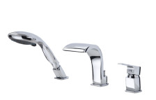 Смеситель для установки на ванну GPD МАК65 3 отверстия