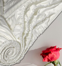 Простынь на резинке страйп-сатин 160х200х28 см белый Mariya DeLuxe