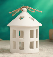 Фигура с подсветкой 7,5х7,5х10,5 см Домик с сердечками 10631722 