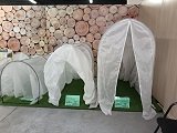 Парник «САДОВИТА» 6м х 1,0 х 1,6 с укрывным материалом плотность 60 (С МОЛНИЕЙ), дуга метал в ПВХ
