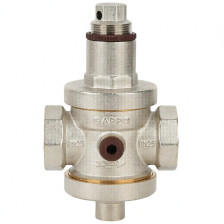 Редуктор давления компенсационного действия поршневой 1/2" Gappo 