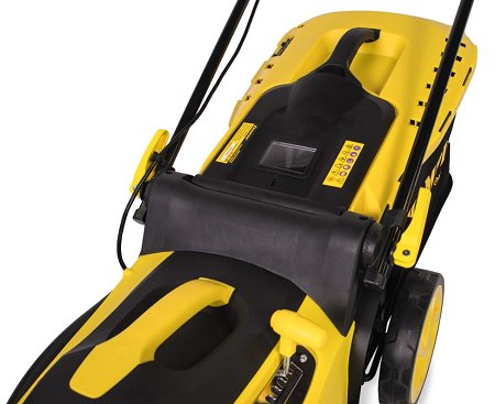 Газонокосилка CHAMPION EM4217 1800 Вт, 50 л, 42 см