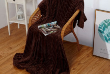 Плед велсофт Carre в чемодане 004-CR коричневый Cleo Размер: 150х200