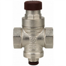 Редуктор давления поршневой с выходом для манометра 1/2" Gappo