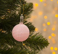 Украшение новогоднее световое Елочный шар ребристый 5см розовый