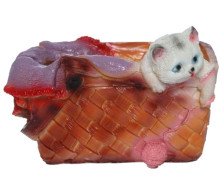 Фигура - кашпо Котенок с клубком в корзине 25х19см