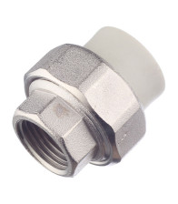 Муфта полипропиленовая разъёмная внутренняя резьба D40-1 1/4 Berke