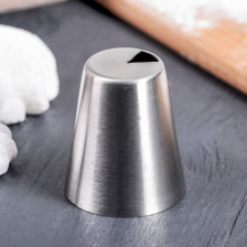 Насадка кондитерская нержавеющая Треугольник зубчики 3,7 см 1822561