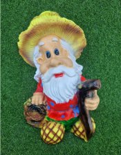 Фигура Лесовичок с клюшкой 0191