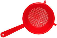 Дуршлаг пластмассовый 20 см с ручкой М1130