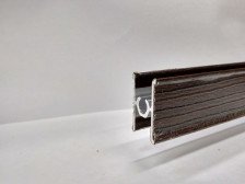 Профиль горизонтальный промежуточный венге красный структурный 2,95м