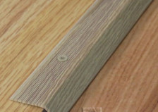 Порог АЛ-002 кант 0,9 м дуб 29,2 мм