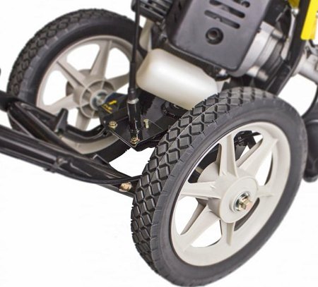 Бензогазонокосилка CHAMPION LMH4412 0,8 кВт, 43.2 см