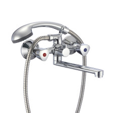 Смеситель для ванны MILARDO Tring TRISB02M02 короткий излив