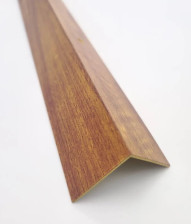 Порог Алком-М ПУ 10 угол 1,8м орех 40х42 мм