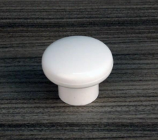 Ручка-кнопка К1 белая