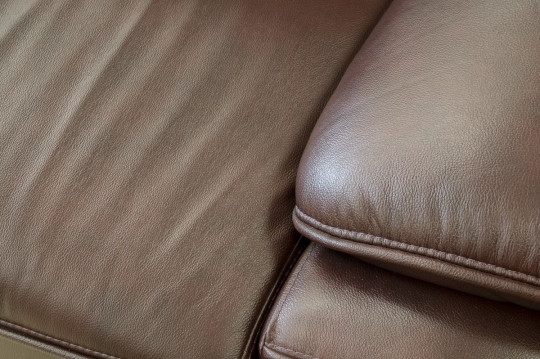 Набор мягкой мебели Кабриолет (диван + кресло), кожа + компаньон в ассортименте 2200х1000х950 + 1050х1000х950 ТР
